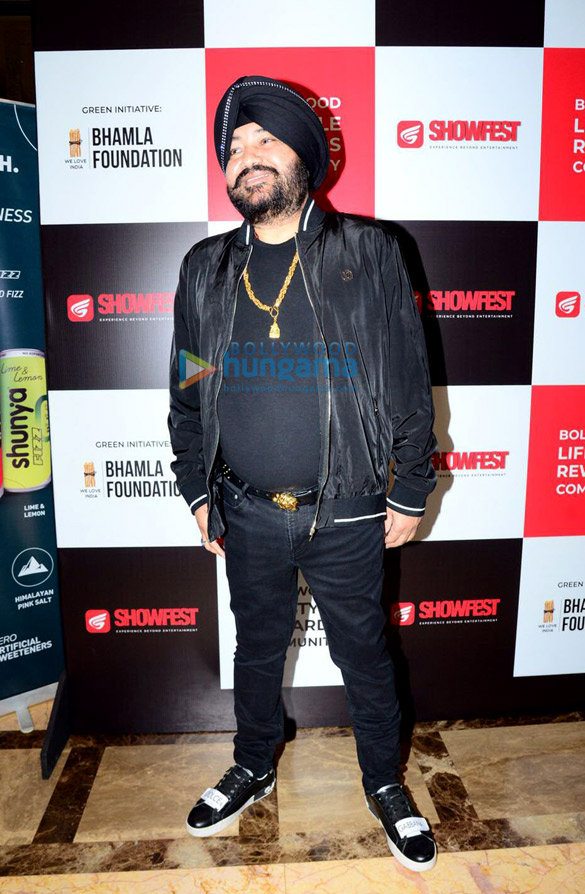 photos sophie choudry snapped at showfest experience beyond entertainment 4 2