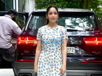 Photos: Yami Gautam Dhar snapped at the Maddock Films office