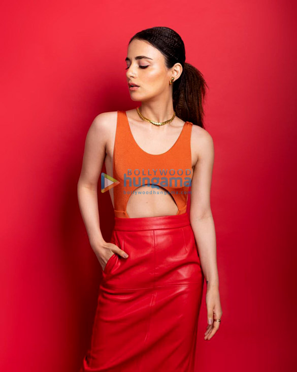 radhika madan 025 2