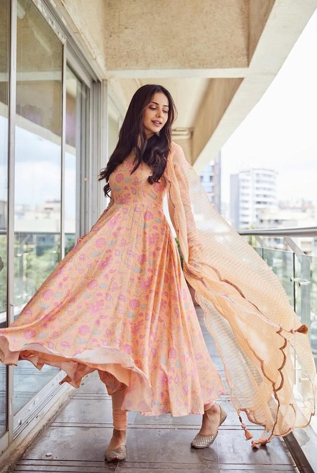 Rakul Preet looks radiant in anarkali dress worth Rs. 11,400 for Konda Polam promotions