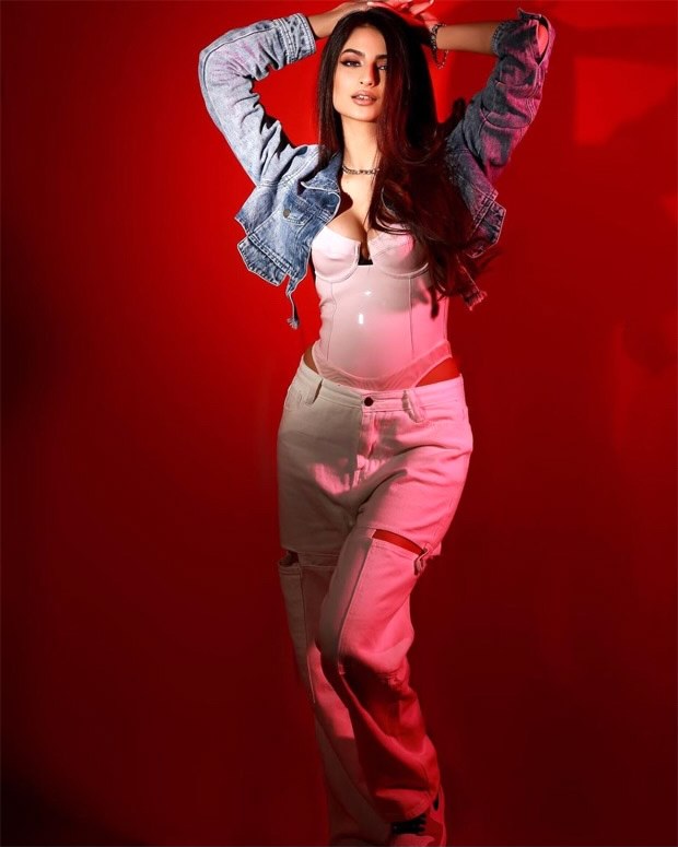 Shweta Tiwari's daughter Palak Tiwari is taking a street-style look to the next level