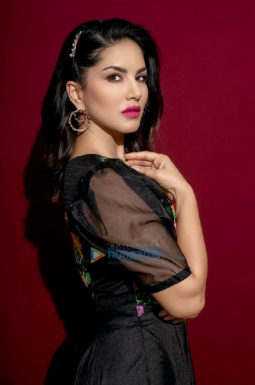 Celebrity Photo Of Sunny Leone