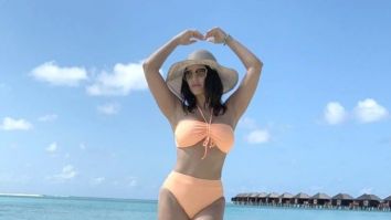 Sunny Leone chose the island life and is basking in the golden hour