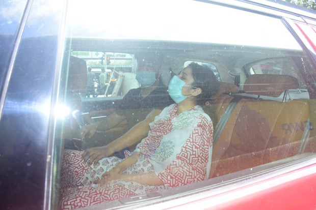 Shehnaaz Gill spotted for the first time after Sidharth Shukla's demise as she arrives for his funeral