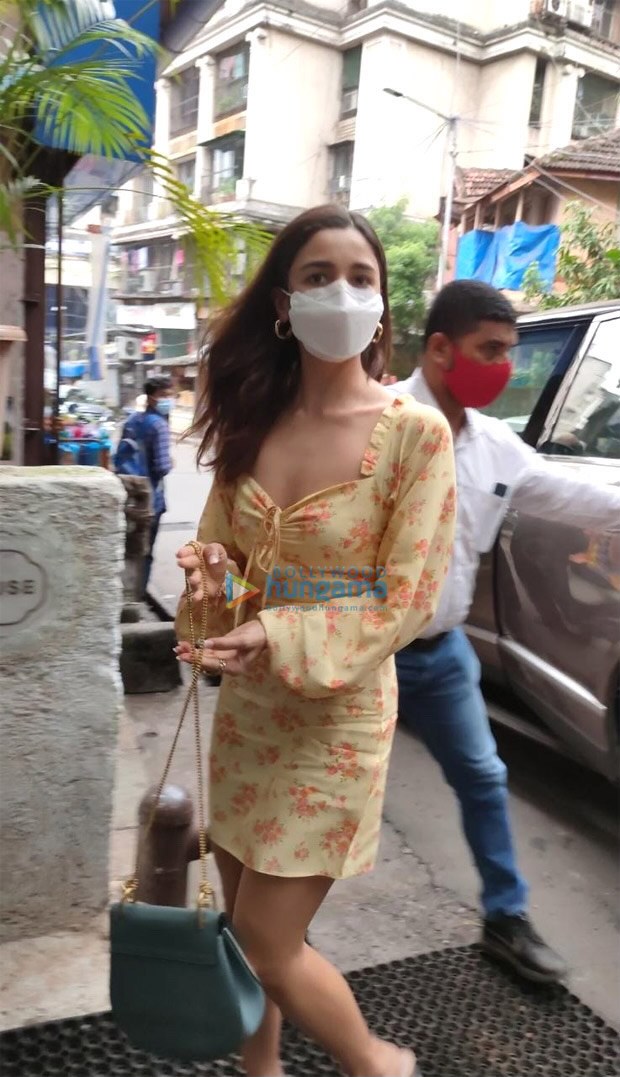 Alia Bhatt steps out in smock floral dress for lunch with Ayan Mukerji