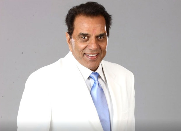 “It’s always a pleasure to meet good friends,” says Dharmendra after meeting Mumtaz