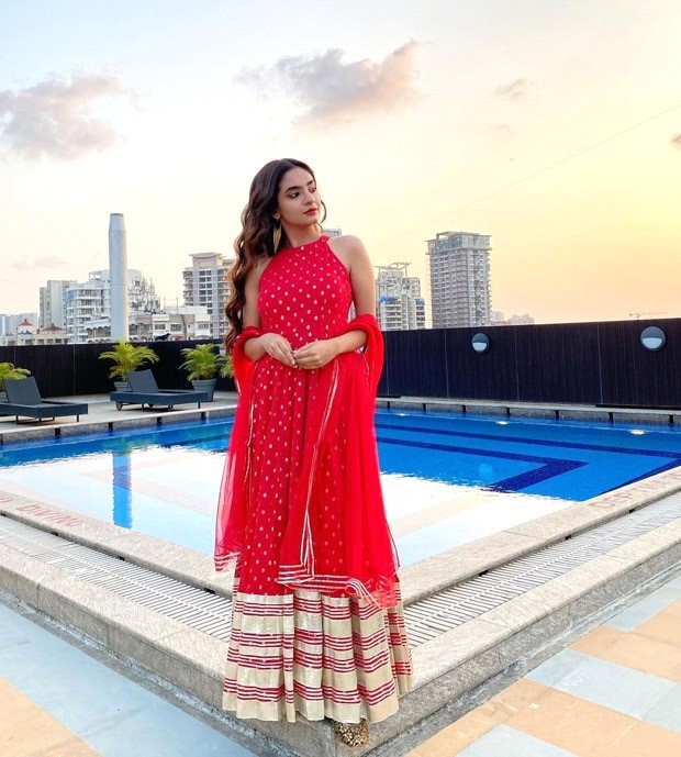 Anushka Sen looks beautiful in red anarkali dress