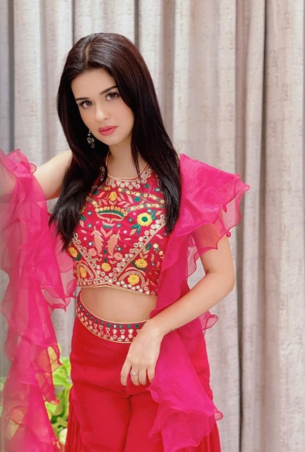 Avneet Kaur slays in a gorgeous ethnic co-ord set