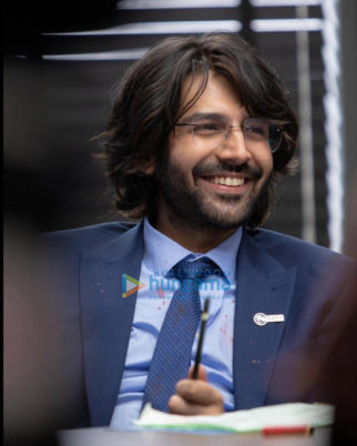 Movie Still of the movie Dhamaka