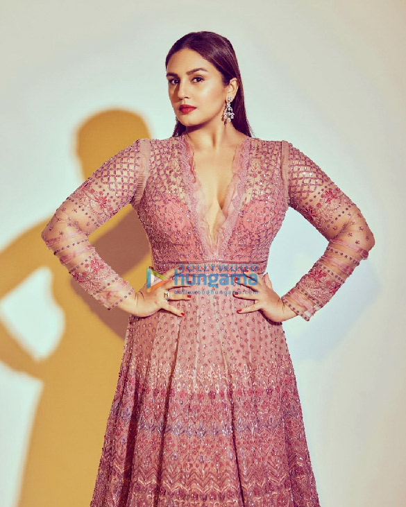huma qureshi 2 11