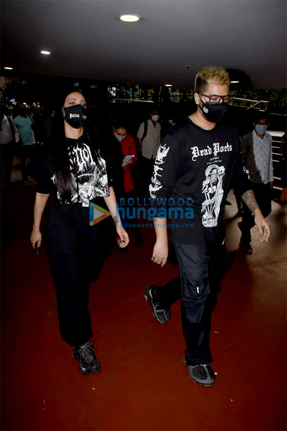 photos alia bhatt and shruti haasan snapped at the airport 6