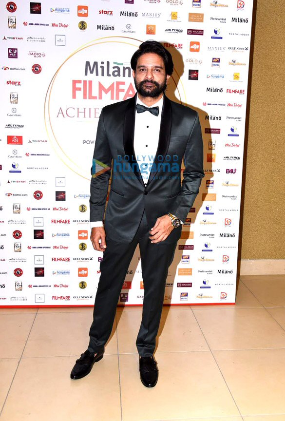 photos celebs grace the milano filmfare achievers night awards in dubai 16