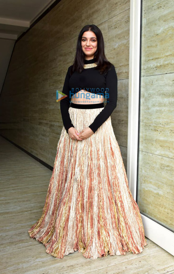 photos divya khosla kumar snapped in andheri 4 2