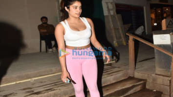 Photos: Janhvi Kapoor spotted at a gym in Bandra