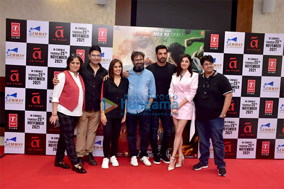 photos john abraham divya khosla kumar and others snapped at the trailer launch of satyameva jayate 2 7