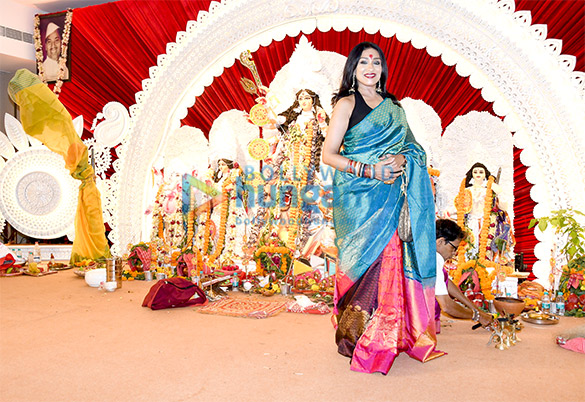 photos kajol tanuja tanishaa mukerji mouni roy and others snapped attending durga puja 7