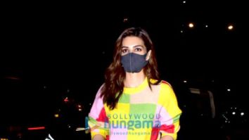 Photos: Kriti Sanon snapped at a salon in Juhu