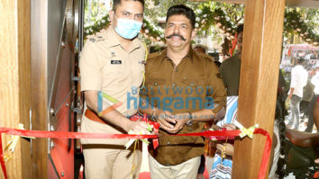 Photos: Madhur Bhandarkar and Ayeesha Aiman attend the launch of Shiva’s Salon in Kandivali