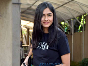 Photos: Mrunal Thakur snapped at Bblunt salon in Juhu