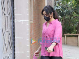 Photos: Neha Sharma spotted in Bandra