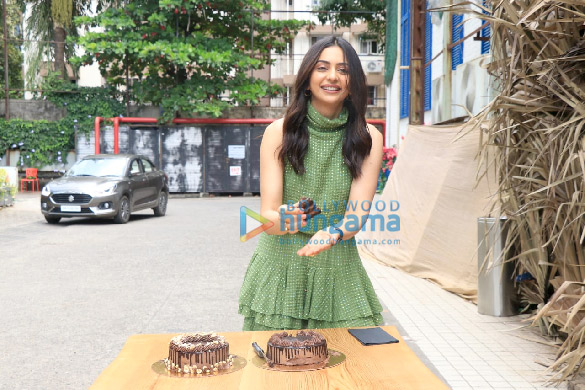 photos rakul preet singh celebrates her birthday at bastian in worli 6