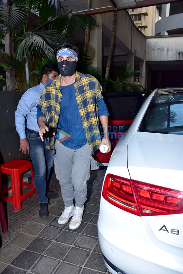 Photos: Ranbir Kapoor snapped at a dance class Photos: Ranbir Kapoor snapped at a dance class
