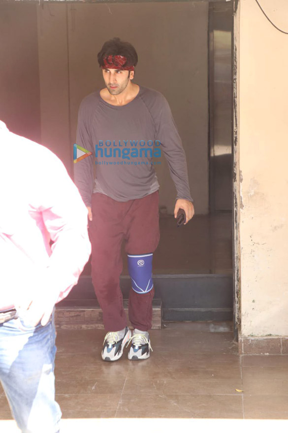 photos ranbir kapoor snapped at a dance class 3
