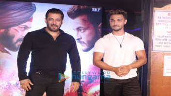 Photos: Salman Khan and Aayush Sharma snapped at Gaiety Galaxy theatre in Bandra