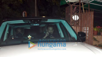 Photos: Salman Khan and Sunil Grover spotted at Shankar Mahadevan’s dubbing studio in Bandra