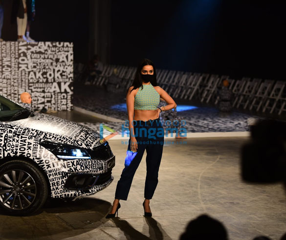 photos shraddha kapoor rehearses for lfw 3