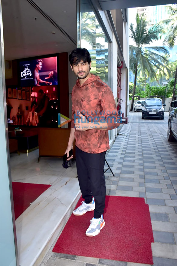 Photos: Sidharth Malhotra and Nora Fatehi snapped at the T-Series office in Andheri