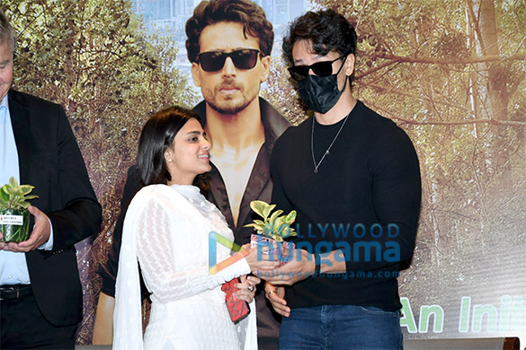 photos tiger shroff graces the launch of the urban forests and climate change by bhamla foundation 4
