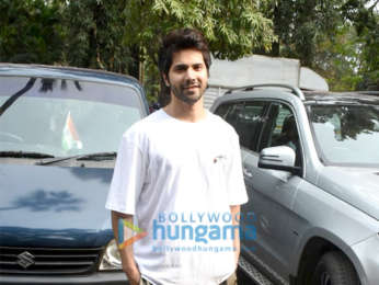 Photos: Varun Dhawan snapped at Filmcity