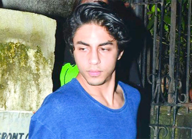 Pune cops issue lookout circular against NCB's observer in cruise drugs case; the person who clicked a selfie with Aryan Khan Pune cops issue lookout circular against NCB's observer in cruise drugs case; the person who clicked a selfie with Aryan Khan