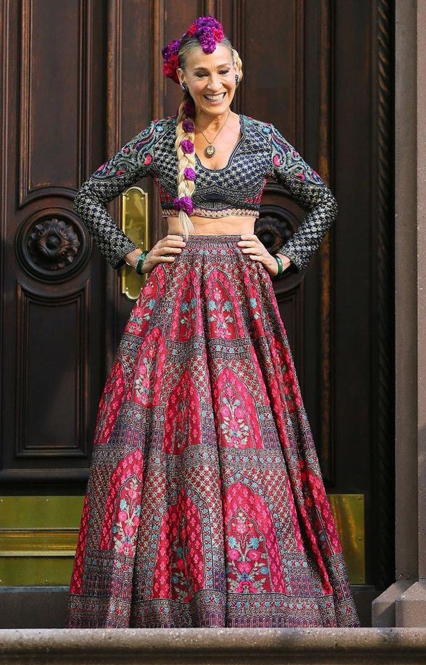 Sarah Jessica Parker dons a Falguni and Shane Peacock lehenga worth Rs. 3,30,000 for a scene in And Just Like That