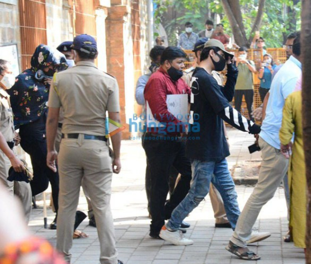 Shah Rukh Khan's son Aryan Khan clicked at NCB  office amid drug bust controversy 