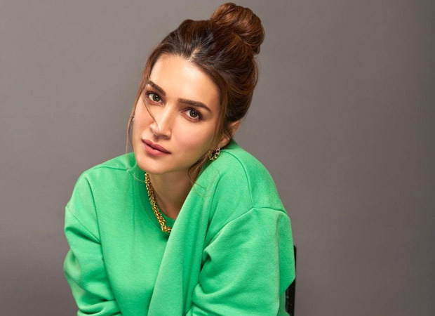 Kriti Sanon Reveals Details Of Her Role In Bhediya Says “its A Very Unique Role” Bollywood