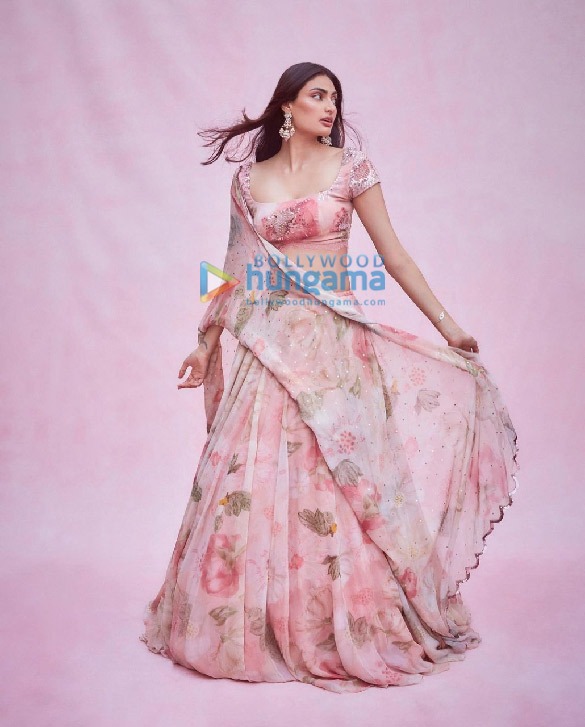athiya shetty 2 11