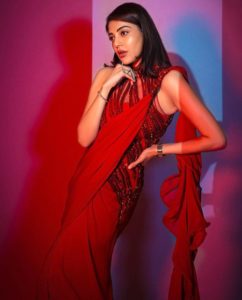 Kajal Heroine Ke Sexy Video - Kajal Aggarwal serves a jaw dropping look in a bright red saree : Bollywood  News - Bollywood Hungama