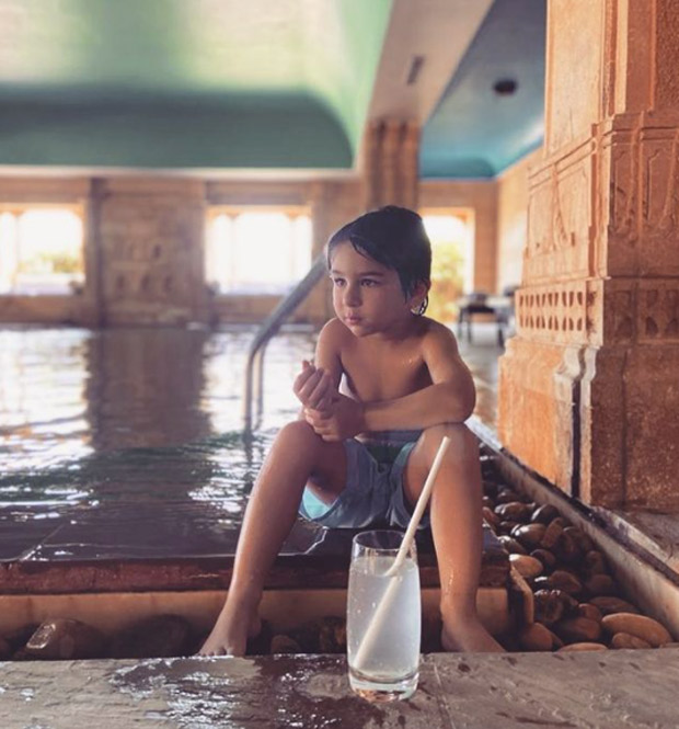 Kareena Kapoor shares glimpse of Taimur chilling by pool; Arjun Kapoor cracks a joke Kareena Kapoor shares glimpse of Taimur chilling by pool; Arjun Kapoor cracks a joke