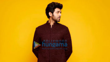 Celeb Photos Of Kartik Aaryan