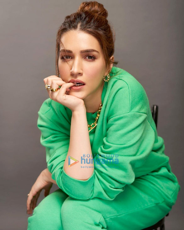 kriti sanon 2 37