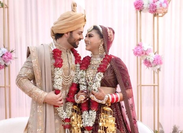 Kundali Bhagya star Sanjay Gagnani ties the knot with Poonam Preet; first wedding pics out Kundali Bhagya star Sanjay Gagnani ties the knot with Poonam Preet; first wedding pics out