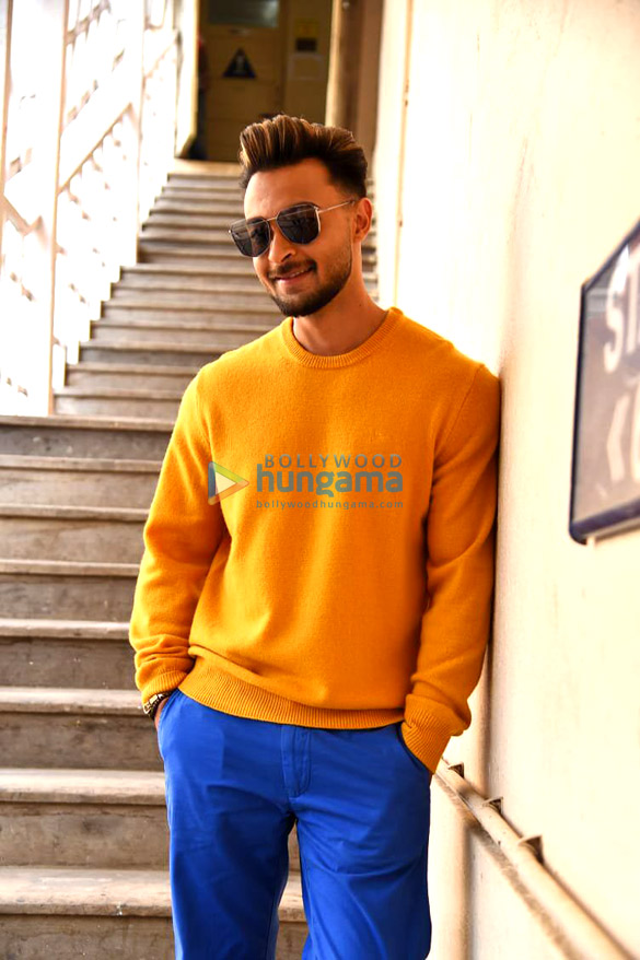 photos aayush sharma snapped promoting his film antim 2