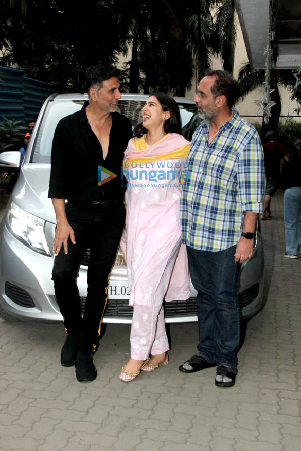 Photos: Akshay Kumar and Sara Ali Khan spotted with director Aanand. L. Rai