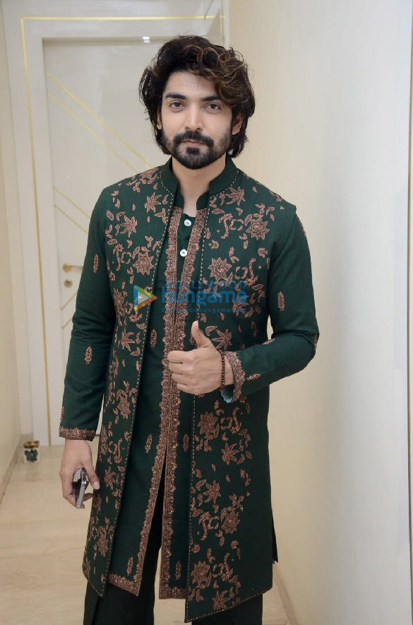 photos celebs grace meet bros diwali bash 6