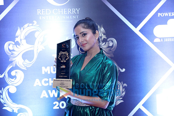 photos celebs grace the mumbai achievers awards 2021 10