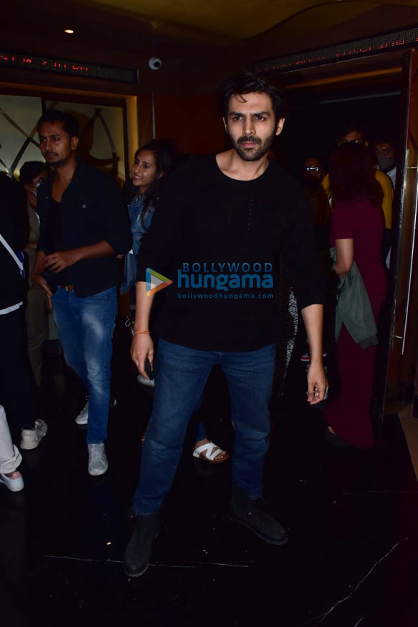 photos celebs grace the special screening of sooryavanshi hosted by sajid nadiadwala at pvr juhu 5