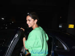 Photos: Deepika Padukone snapped at the airport