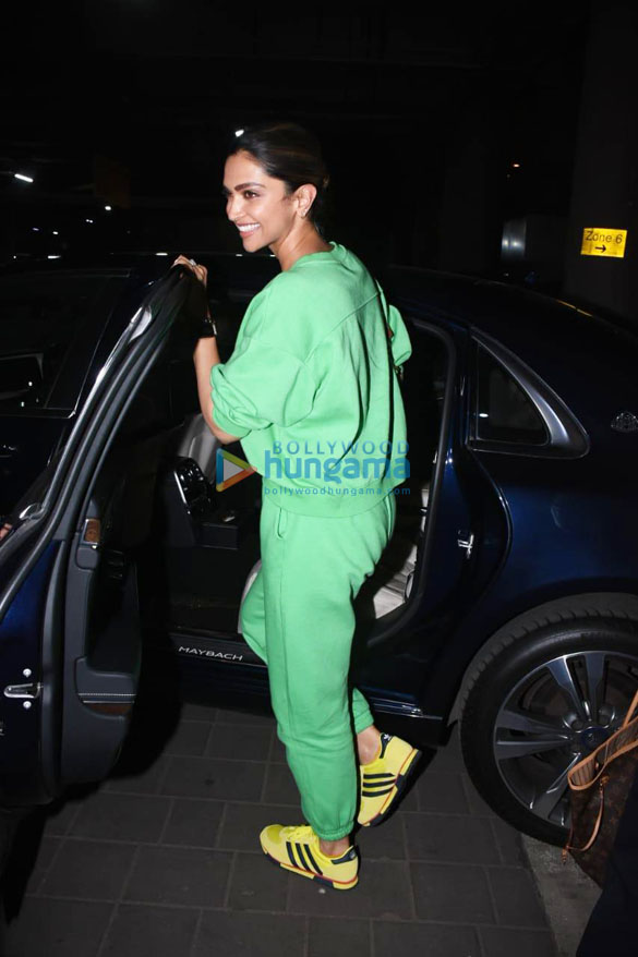 Photos: Deepika Padukone snapped at the airport